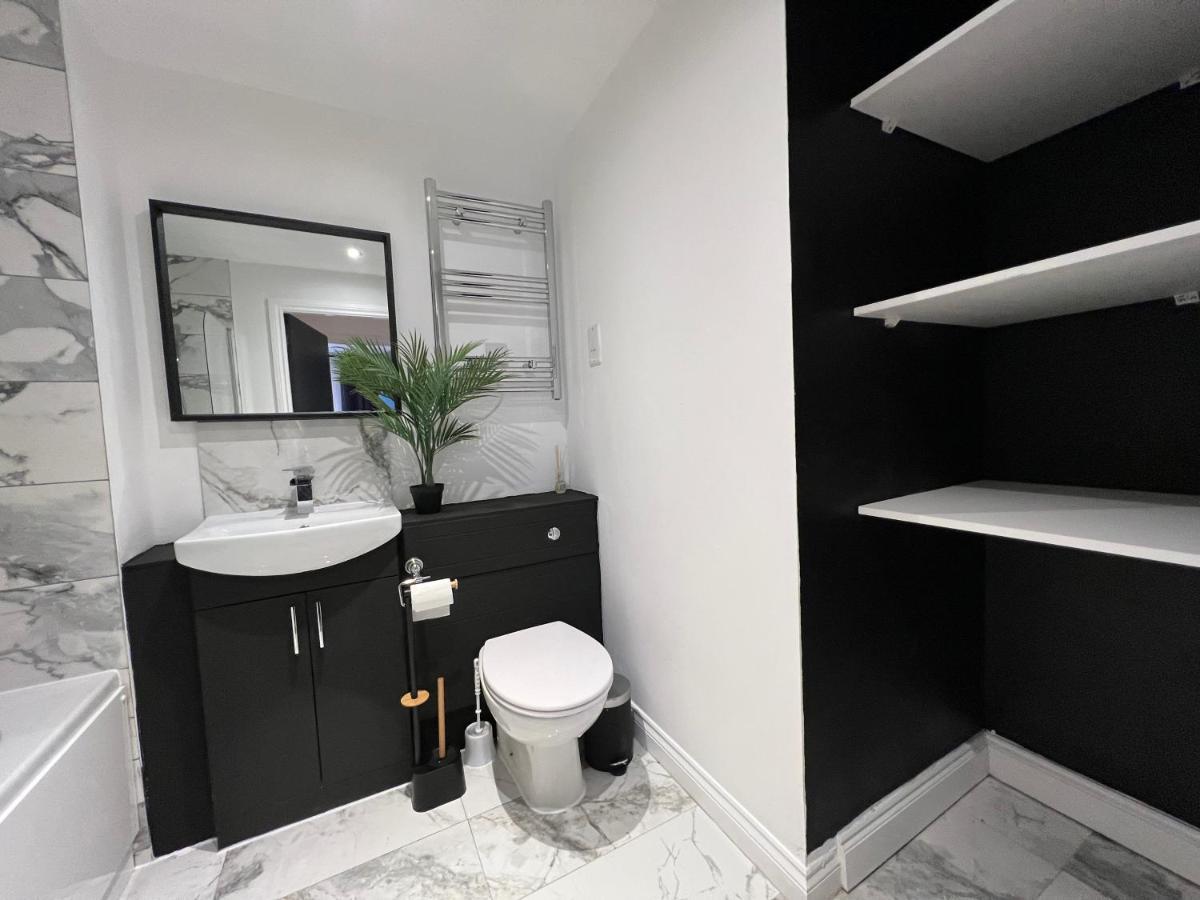 Modern 2 Bedroom Aesthetic Apt Manchester Exteriör bild